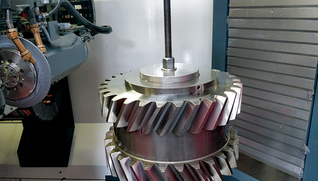 ELKAR WORM AND WHEEL GEARS, SPINED SHAFTS, DOUBLE HELICAL GEARS