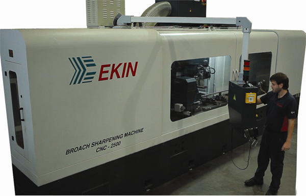 Tool and cutter grinding machines EKIN07