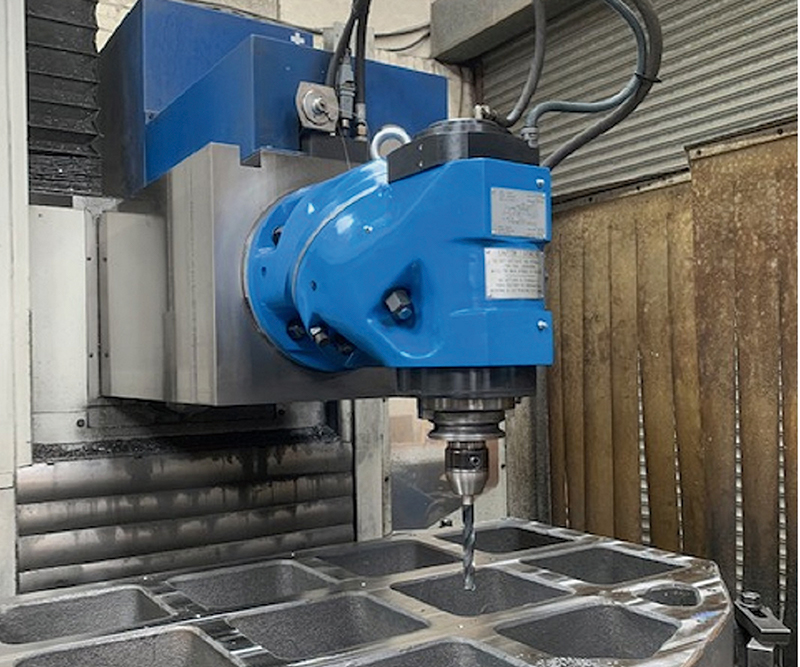 Angle and multiangle heads MANUAL AND AUTOMATIC INDEXING HEADS